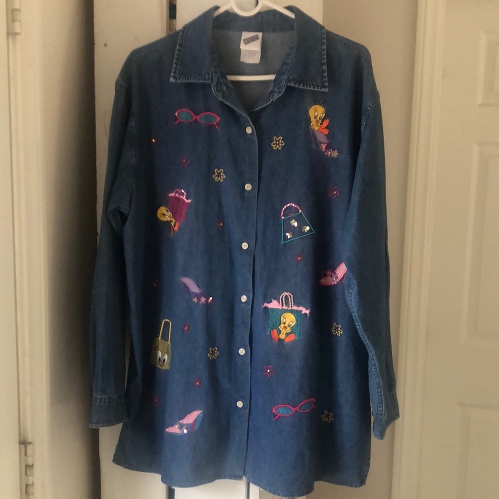 Vintage 2000 denim tweety bird Warner Bros Studio shirt size large or ex large